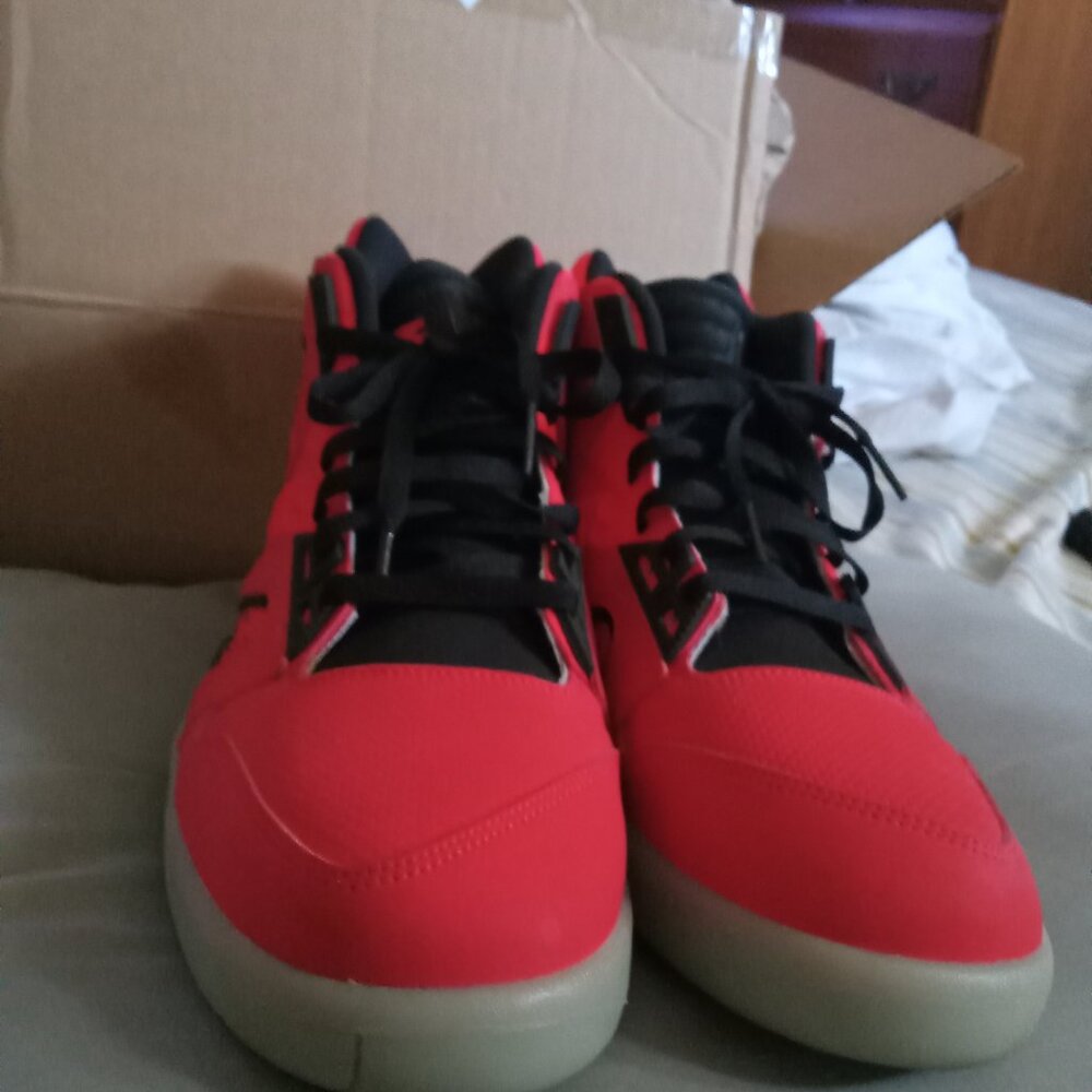 Men Nike Air Tech challenge 12.5